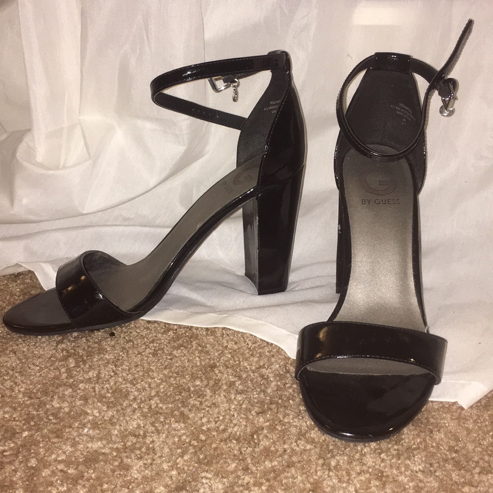 Guess strappy sandal heels black patent shantel